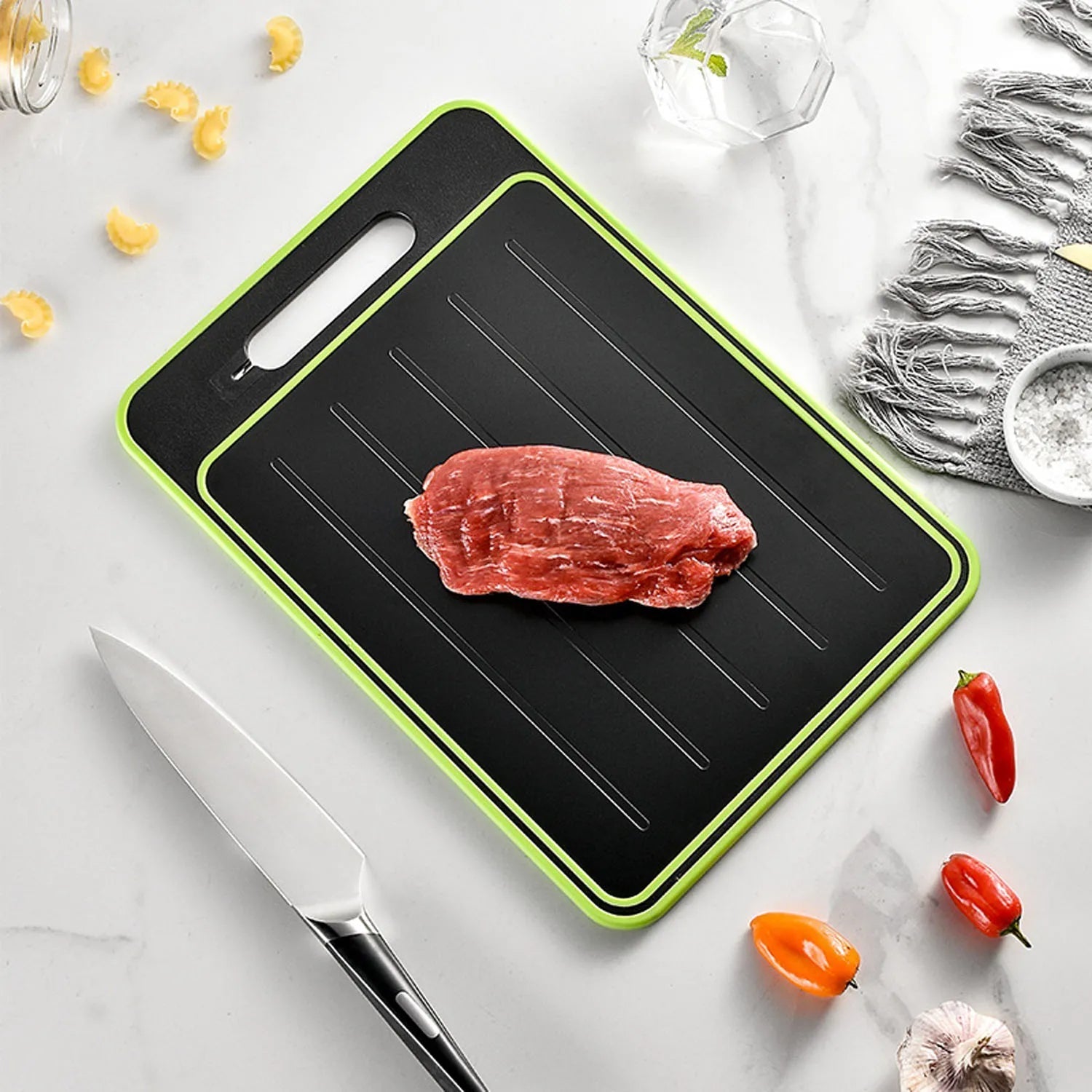 4-in-1 Cutting Board with Thawing Tray and Knife Sharpener - TRENDVYO