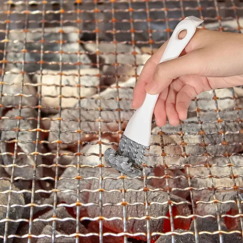 Cepillo de limpieza para barbacoa en forma de V con rascador