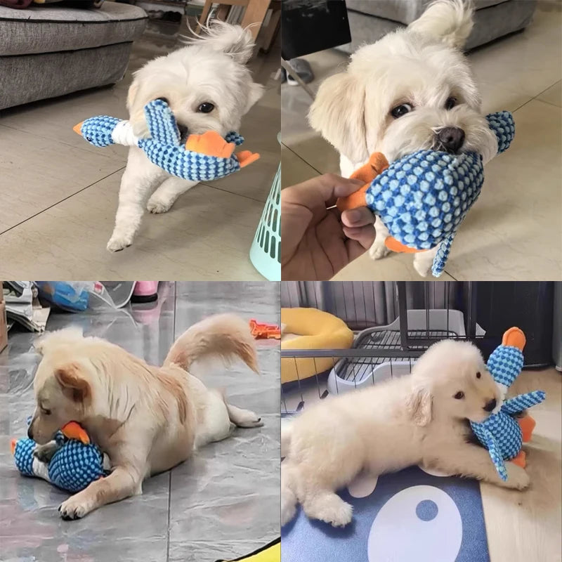 Juguete masticable de peluche para perros con chirriador
