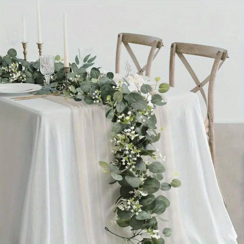 Elegante guirnalda decorativa de eucalipto sintético
