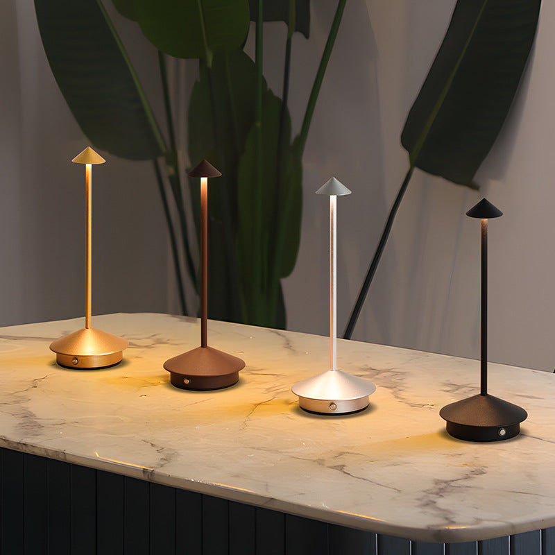 Lámpara de mesa LED inalámbrica con un diseño elegante