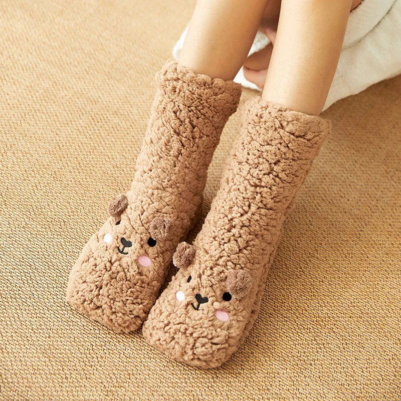 Calcetines cálidos de felpa de oso Kawaii
