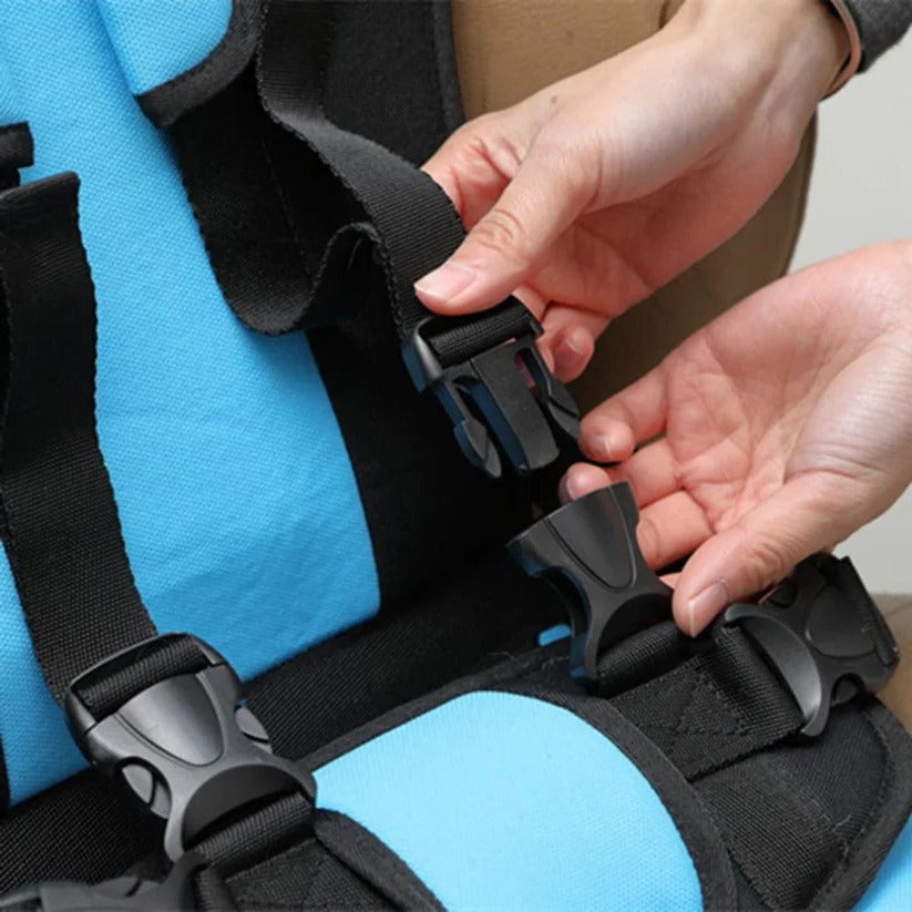 Asiento de viaje compacto para niños