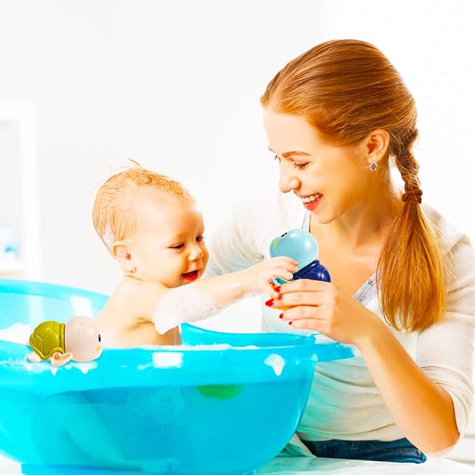 Lindos juguetes de baño para nadar