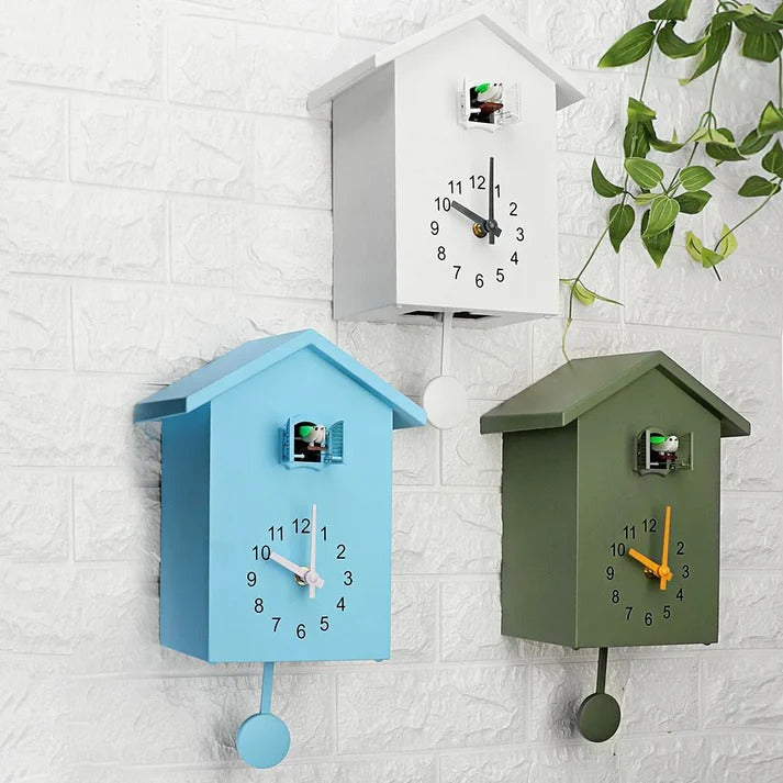 Reloj de Cuco con Diseño Decorativo