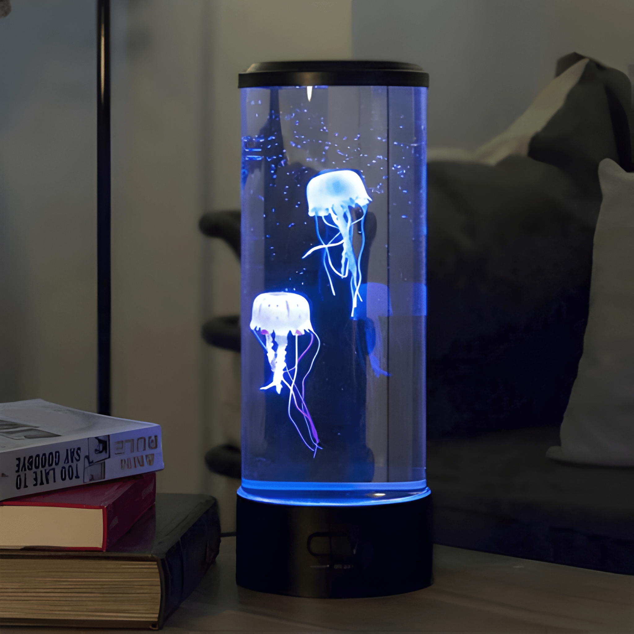 Jellyfish lamp with a soothing, ocean-inspired atmosphere - TRENDVYO