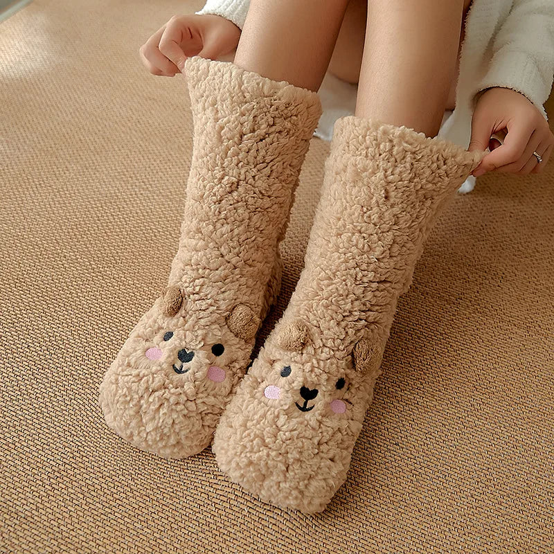 Calcetines cálidos de felpa de oso Kawaii