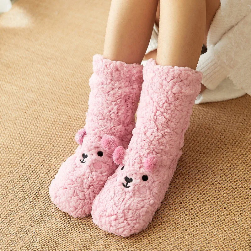 Calcetines cálidos de felpa de oso Kawaii