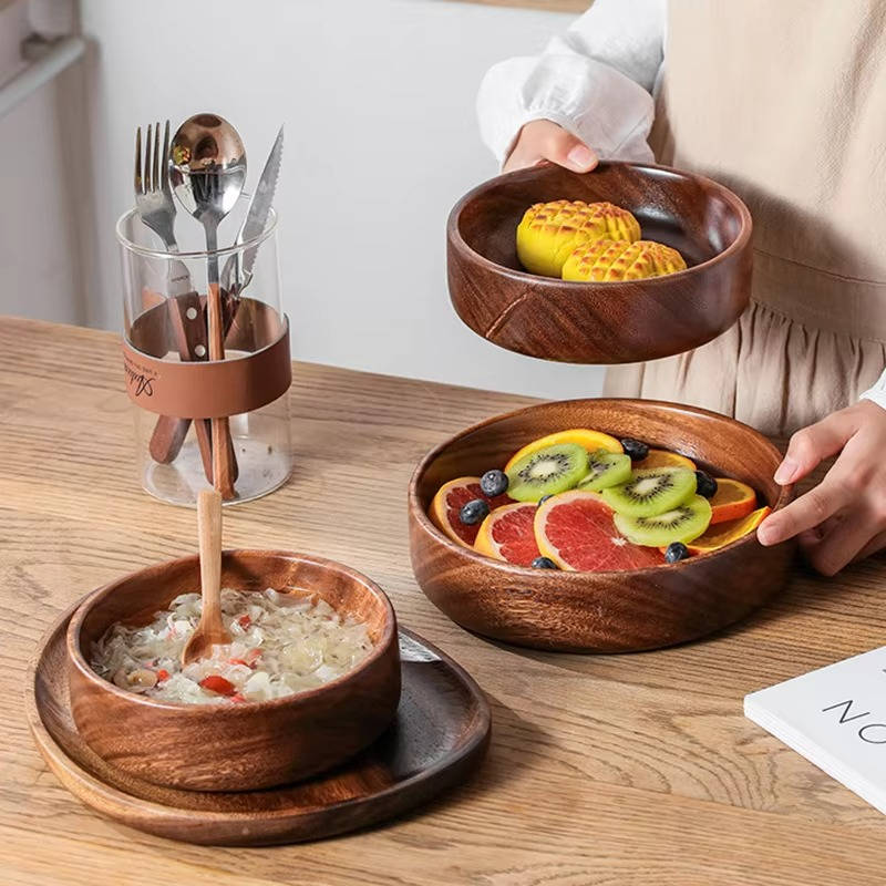 Cuencos de madera para comida