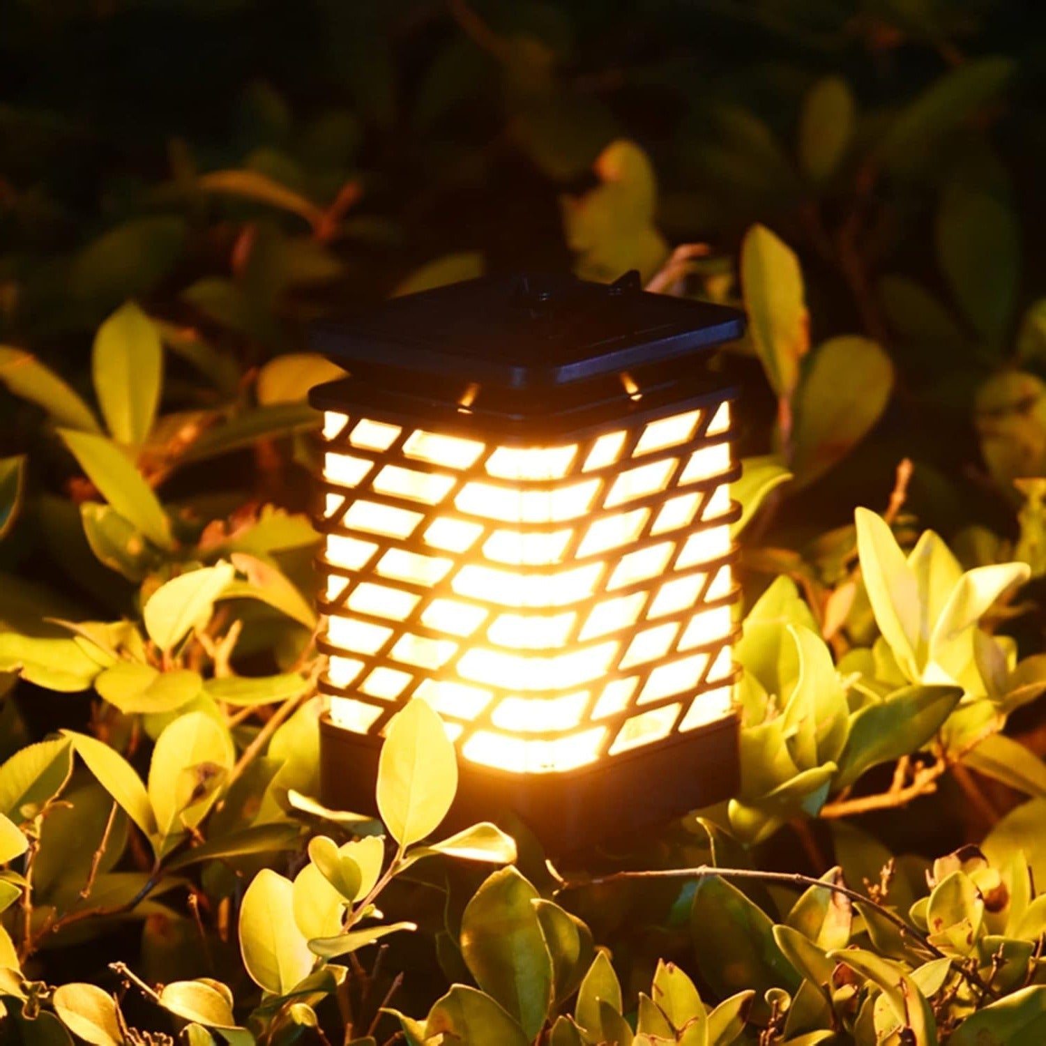 Solar LED Garden Lantern - TRENDVYO