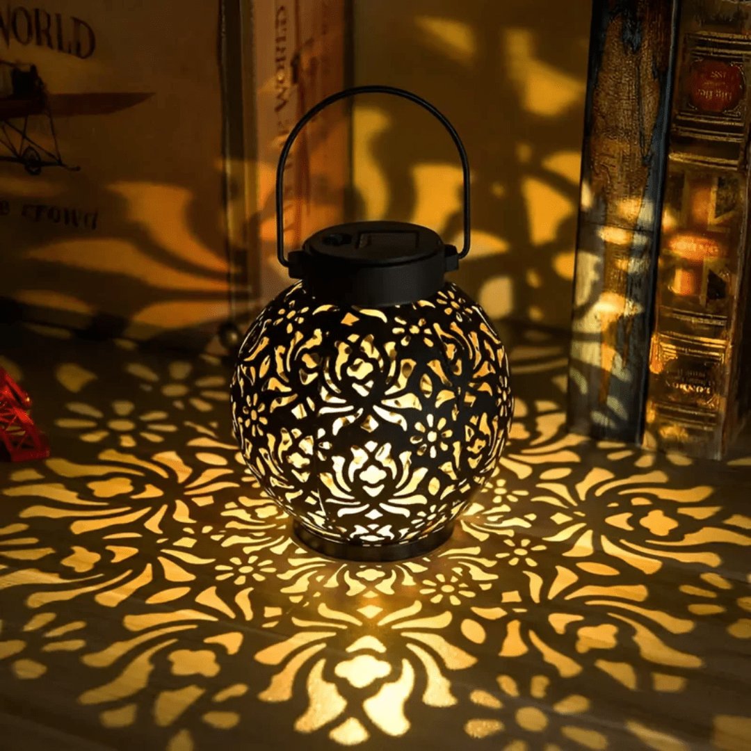 Weatherproof LED Solar Pendant Light For The Garden - TRENDVYO