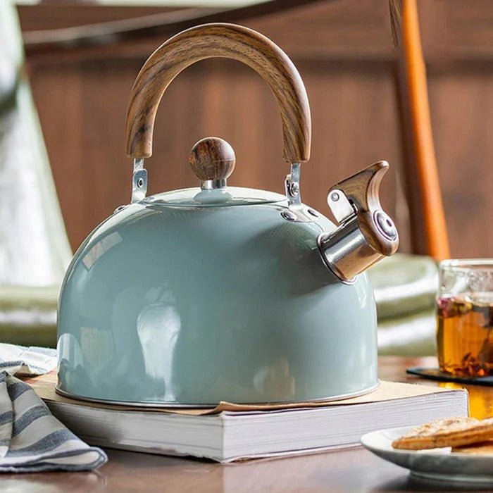 Whistling Kettle for Hot Drink Preparation - TRENDVYO